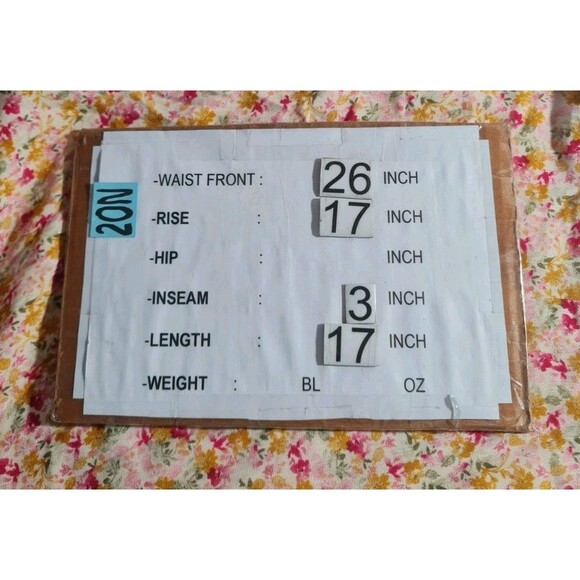 TORRID Women Plus Size 5X Ruffle Short Sunshine Ditsy Floral Elastic Waist 20NA - Picture 4 of 4